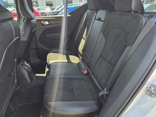 Volvo  XC40 1.5 T5 Recharge R-Design NL-AUTO | PANODAK | TREKHAAK | 1/2 LEDER ActivLease financial lease