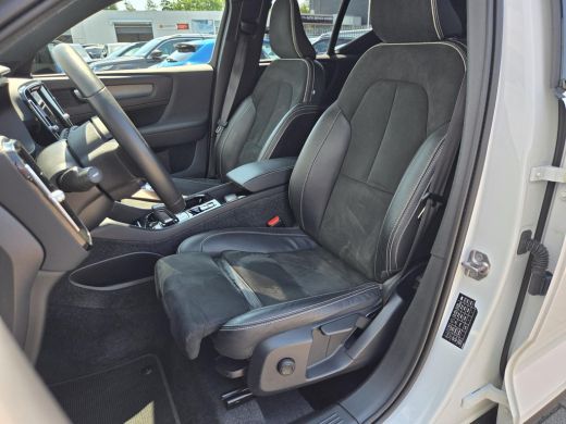 Volvo  XC40 1.5 T5 Recharge R-Design NL-AUTO | PANODAK | TREKHAAK | 1/2 LEDER ActivLease financial lease