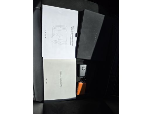 Volvo  XC40 1.5 T5 Recharge R-Design NL-AUTO | PANODAK | TREKHAAK | 1/2 LEDER ActivLease financial lease