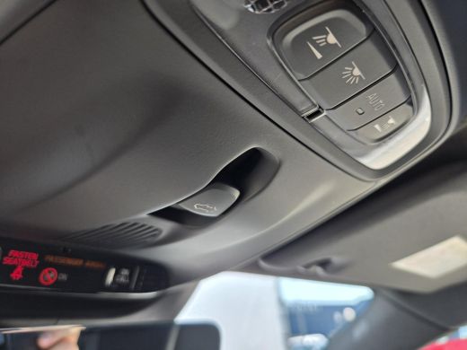 Volvo  XC40 1.5 T5 Recharge R-Design NL-AUTO | PANODAK | TREKHAAK | 1/2 LEDER ActivLease financial lease