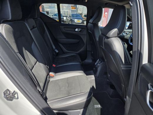 Volvo  XC40 1.5 T5 Recharge R-Design NL-AUTO | PANODAK | TREKHAAK | 1/2 LEDER ActivLease financial lease