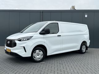 Ford Transit Custom 2.0 TDCI 136 PK TREND / L2H1 / 2.740 KG AHG / CAMERA / CRUISE / 3 ZITS / AIRCO / CARPLAY