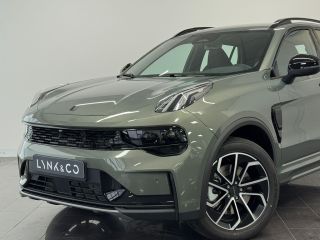 Lynk & Co 01 1.5 Core | Achteruitrijcamera | Alarmsysteem | Apple Carplay/Android Auto|telefoonintegratie premium