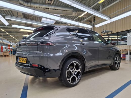 Alfa Romeo Tonale 1.5T Hybrid Veloce | Vol-Leder | 360 Camera | Adaptive Cruise | 19"LMV | Dodehoek-Detectie | !! ActivLease financial lease