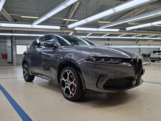 Alfa Romeo Tonale 1.5T Hybrid Veloce | Vol-Leder | 360 Camera | Adaptive Cruise | 19"LMV | Dodehoek-Detectie | !! ActivLease financial lease