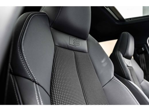 Audi A3 Sportback 40 TFSI e S edition 204PK | Panorama Dak | Sfeerverlichting | Stoelverw. voor | Dode Ho... ActivLease financial lease