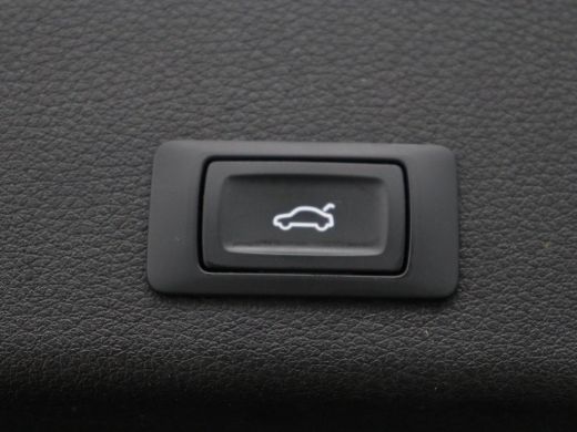 Audi e-tron 50 quattro Launch edition plus 71 kWh | SOH 90.6 | Panoramadak | Luchtvering | Adaptive cruise | ... ActivLease financial lease