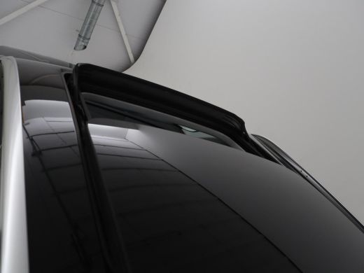 Audi e-tron 50 quattro Launch edition plus 71 kWh | SOH 90.6 | Panoramadak | Luchtvering | Adaptive cruise | ... ActivLease financial lease