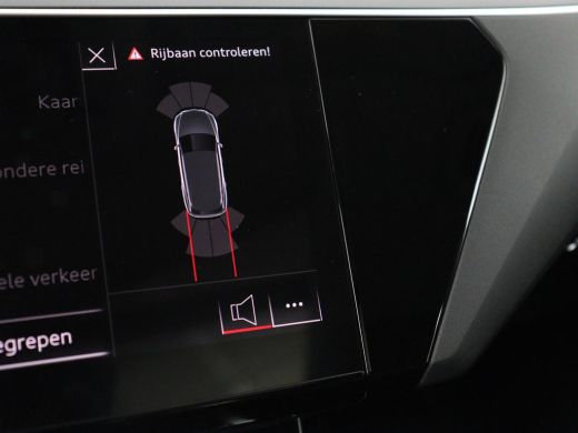 Audi e-tron 50 quattro Launch edition plus 71 kWh | SOH 90.6 | Panoramadak | Luchtvering | Adaptive cruise | ... ActivLease financial lease