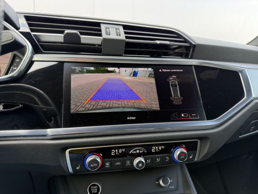 Audi Q3 45 TFSI e Hybrid 245pk S edition S-line | Keyless | Camera ActivLease financial lease