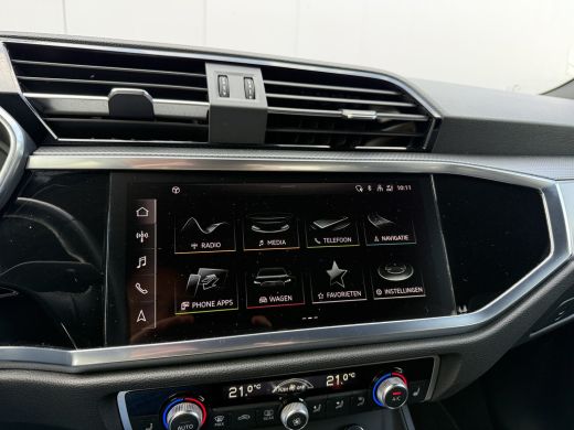 Audi Q3 45 TFSI e Hybrid 245pk S edition S-line | Keyless | Camera ActivLease financial lease