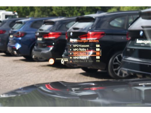 BMW 7 Serie M760Li xDrive 6.6 V12 | Berninagrau | NL-auto | NP 262K | LCI ActivLease financial lease