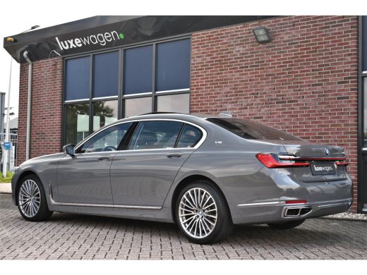 BMW 7 Serie M760Li xDrive 6.6 V12 | Berninagrau | NL-auto | NP 262K | LCI ActivLease financial lease