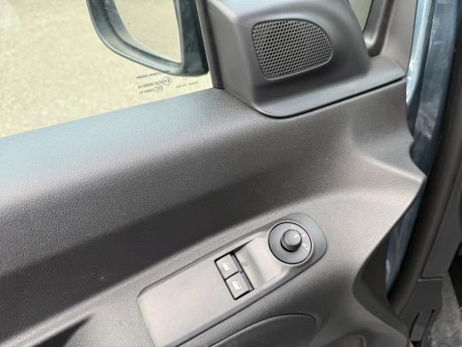 Citroën Berlingo Plus M L1 50 kWh VAN: 38.900,- VOOR: 29.877,- UW WKVOORDEEL: 9.023,- | NIEUWE AUTO 9 KM! | 3-FASE... ActivLease financial lease
