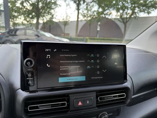 Citroën Berlingo Plus M L1 50 kWh VAN: 38.900,- VOOR: 29.877,- UW WKVOORDEEL: 9.023,- | NIEUWE AUTO 9 KM! | 3-FASE... ActivLease financial lease