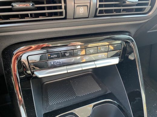 Citroën C3 Aircross 1.2 Hybrid 145pk Plus Tot 8 Jaar Garantie! | Navigatie by App | Achteruitrijcamera | Full-LED | C... ActivLease financial lease