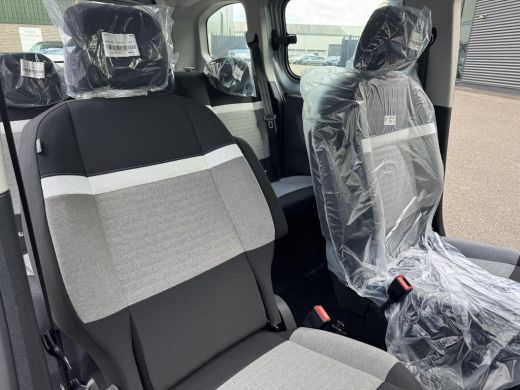 Citroën &euml;-Berlingo Plus M L1 50 kWh VAN: 38.900,- VOOR: 29.877,- UW WKVOORDEEL: 9.023,- | | NIEUWE AUTO 10 KM! | 3-F... ActivLease financial lease