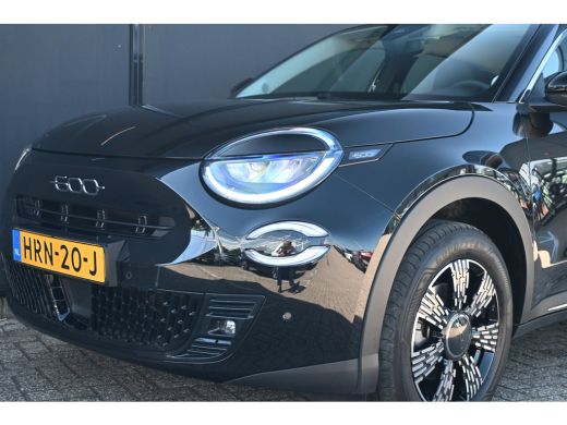Fiat 600 1.2 Hybrid Urban | Pack Style + Winter + Comfort | Navigatie | Achteruitrijcamera | Stoelverwarmi... ActivLease financial lease