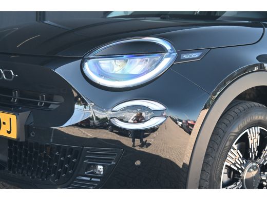 Fiat 600 1.2 Hybrid Urban | Pack Style + Winter + Comfort | Navigatie | Achteruitrijcamera | Stoelverwarmi... ActivLease financial lease