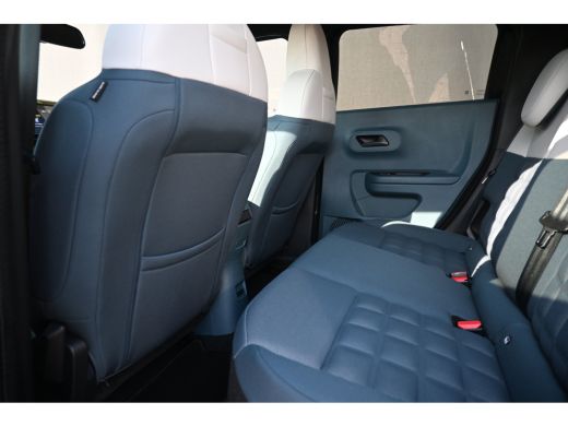Fiat Grande Panda La Prima 44 kWh Tot 8 Jaar Garantie! 98% SOH | 7,4kW Geintegreerde Lader | Stuur/Stoelverwarming ... ActivLease financial lease