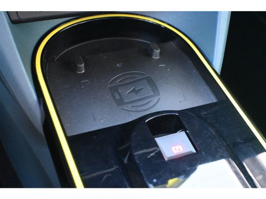 Fiat Grande Panda La Prima 44 kWh Tot 8 Jaar Garantie! 98% SOH | 7,4kW Geintegreerde Lader | Stuur/Stoelverwarming ... ActivLease financial lease