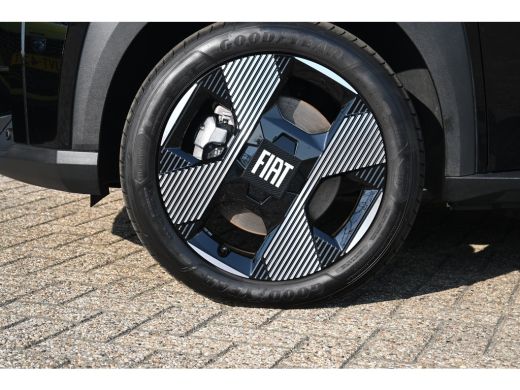 Fiat Grande Panda La Prima 44 kWh Tot 8 Jaar Garantie! 98% SOH | 7,4kW Geintegreerde Lader | Stuur/Stoelverwarming ... ActivLease financial lease