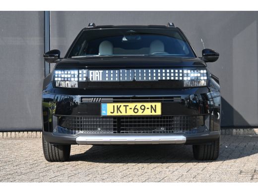 Fiat Grande Panda La Prima 44 kWh Tot 8 Jaar Garantie! 98% SOH | 7,4kW Geintegreerde Lader | Stuur/Stoelverwarming ... ActivLease financial lease