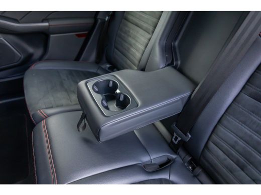 Ford Kuga 1.5 EcoBoost ST-Line X | Trekhaak | Cruise Control | Stoelverwaming Voor/Achter | Stuur/Vooruitve... ActivLease financial lease