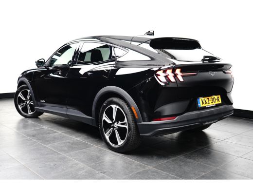 Ford Mustang Mach-E Mach-E RWD 75 kWh | Pano-dak | B&O audio | 360 Camera | Elektr. Klep | Memory Stoel | Leder | Sta... ActivLease financial lease