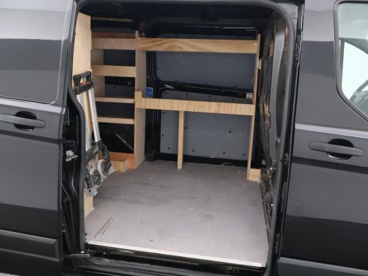 Ford Transit Custom 280 2.0 TDCI 125 PK 3-ZIT EURO6 LIMITED + TREKHAAK | STOELVERW. | CRUISE CONTROL | AIRCO ActivLease financial lease