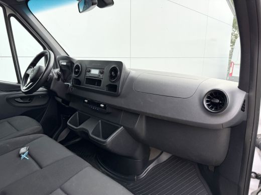 Mercedes-Benz eSprinter 312 55kWh L2H2 Elektrisch 168km WLTP 93.4% (SOH) 80kw Snelladen Climate Control Camera Stoelverwa... ActivLease financial lease