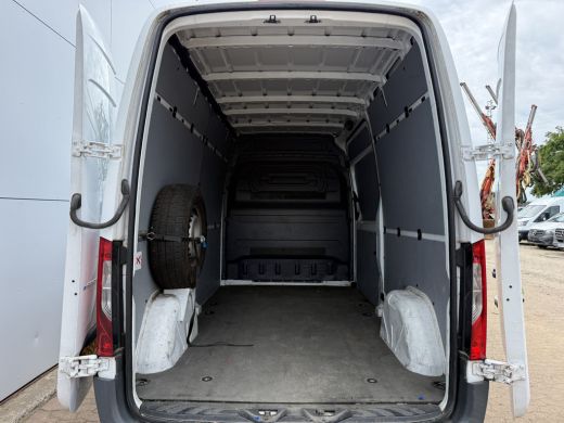 Mercedes-Benz eSprinter 312 55kWh L2H2 Elektrisch 168km WLTP 93.4% (SOH) 80kw Snelladen Climate Control Camera Stoelverwa... ActivLease financial lease
