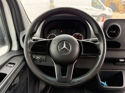 Mercedes-Benz eSprinter 312 55kWh L2H2 Elektrisch 168km WLTP 93.4% (SOH) 80kw Snelladen Climate Control Camera Stoelverwa... ActivLease financial lease
