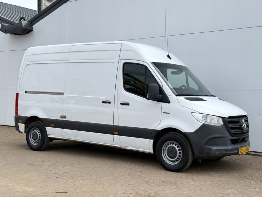Mercedes-Benz eSprinter 312 55kWh L2H2 Elektrisch 168km WLTP 93.4% (SOH) 80kw Snelladen Climate Control Camera Stoelverwa... ActivLease financial lease