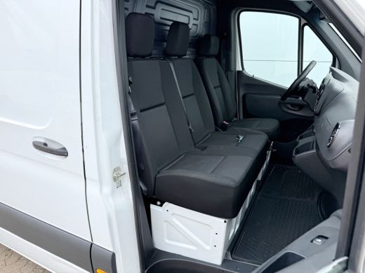 Mercedes-Benz eSprinter 312 55kWh L2H2 Elektrisch 168km WLTP 93.4% (SOH) 80kw Snelladen Climate Control Camera Stoelverwa... ActivLease financial lease