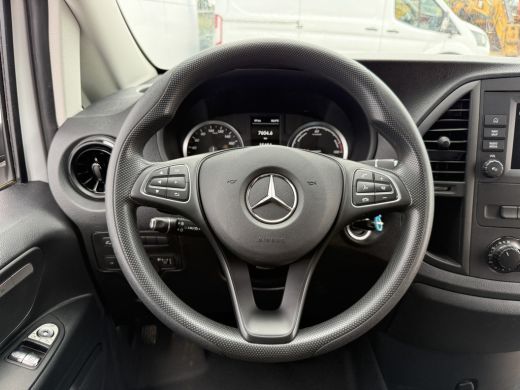 Mercedes-Benz eVito 112 66kWh L2 Elektrisch 96,3% (SOH) 280km WLTP Climate Control Cruise Control Carplay Camera Stoe... ActivLease financial lease