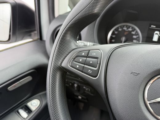 Mercedes-Benz eVito 112 66kWh L2 Elektrisch 96,3% (SOH) 280km WLTP Climate Control Cruise Control Carplay Camera Stoe... ActivLease financial lease