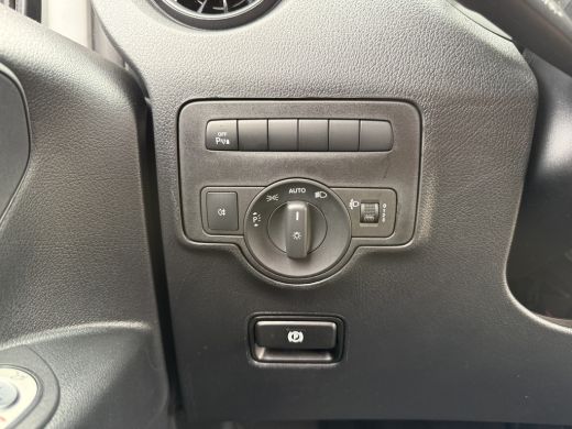 Mercedes-Benz eVito 112 66kWh L2 Elektrisch 96,3% (SOH) 280km WLTP Climate Control Cruise Control Carplay Camera Stoe... ActivLease financial lease