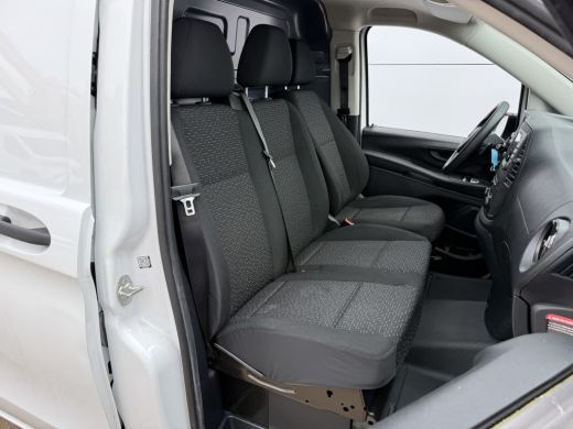 Mercedes-Benz eVito 112 66kWh L2 Elektrisch 96,3% (SOH) 280km WLTP Climate Control Cruise Control Carplay Camera Stoe... ActivLease financial lease