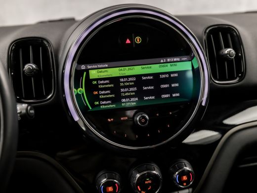 Mini Countryman 1.5 Cooper S E ALL4 Chili 221Pk Automaat (GROOT NAVI, DEALER ONDERHOUDEN, LEDER, GETINT GLAS, CLI... ActivLease financial lease