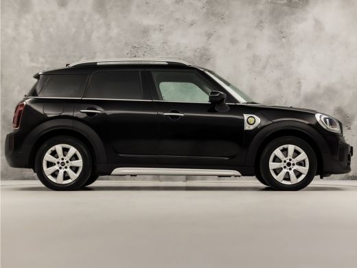 Mini Countryman 1.5 Cooper S E ALL4 Chili 221Pk Automaat (GROOT NAVI, DEALER ONDERHOUDEN, LEDER, GETINT GLAS, CLI... ActivLease financial lease