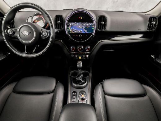 Mini Countryman 1.5 Cooper S E ALL4 Chili 221Pk Automaat (GROOT NAVI, DEALER ONDERHOUDEN, LEDER, GETINT GLAS, CLI... ActivLease financial lease