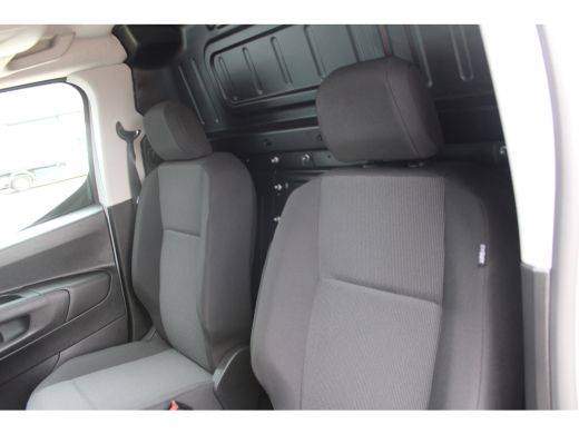 Opel Combo-e 50kWh 8 JAAR GARANTIE | CAMERA | 10" SCHERM + DRAADLOOS CARPLAY | BETIMMERING LAADRUIMTE ActivLease financial lease