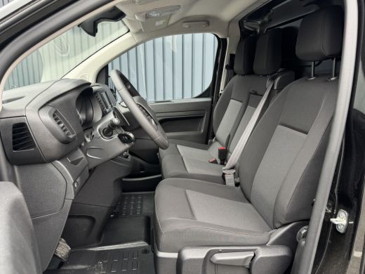 Opel Vivaro 2.0 CDTI 177Pk Automaat L2H1 Innovation | Navi | Camera | 17'' Lm Velgen | Prijs Rijklaar!! ActivLease financial lease