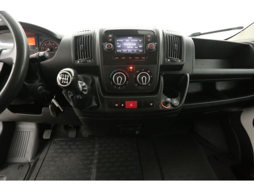 Peugeot Boxer Citro&euml;n Jumper 2.2 BlueHDi 140PK L1H1 | Airco | Cruise | Camera | Navi | 3 Zits | Trekhaak | Impe... ActivLease financial lease
