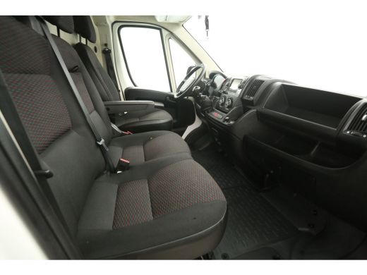 Peugeot Boxer Citro&euml;n Jumper 2.2 BlueHDi 140PK L1H1 | Airco | Cruise | Camera | Navi | 3 Zits | Trekhaak | Impe... ActivLease financial lease