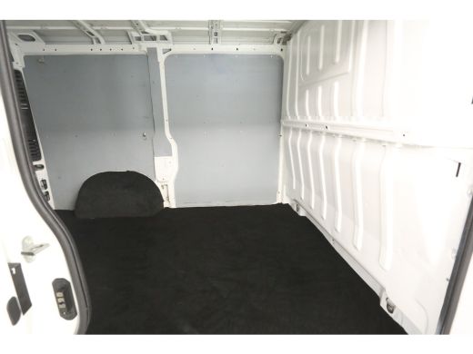 Peugeot Boxer Citro&euml;n Jumper 2.2 BlueHDi 140PK L1H1 | Airco | Cruise | Camera | Navi | 3 Zits | Trekhaak | Impe... ActivLease financial lease