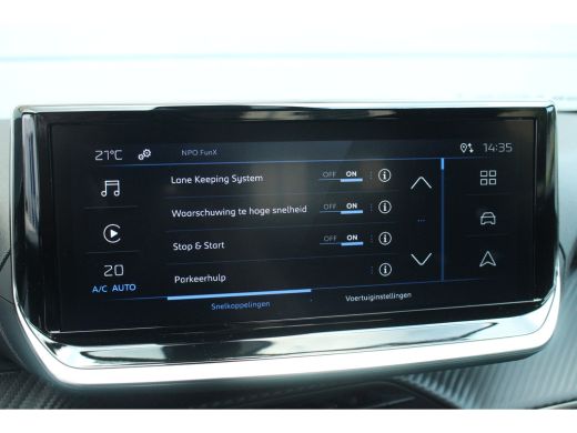 Peugeot 2008 1.2 Hybride Style Aut. | Carplay | Airco | Cruise | Pdc | Centrale deurvergrendeling | | Carplay ... ActivLease financial lease