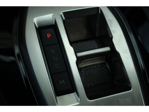 Peugeot 2008 1.2 Hybride Style Aut. | Carplay | Airco | Cruise | Pdc | Centrale deurvergrendeling | | Carplay ... ActivLease financial lease