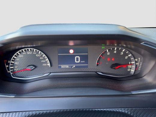 Peugeot 208 1.2 100pk Allure | Carplay | Cruise controle | Lichtmetalen velgen | Climate controle | Full LED ... ActivLease financial lease